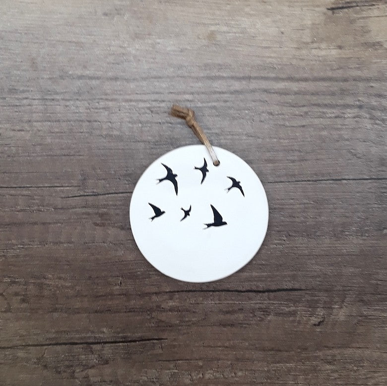 Médaillon Hirondelles noires — Poussière des rues , Lyon