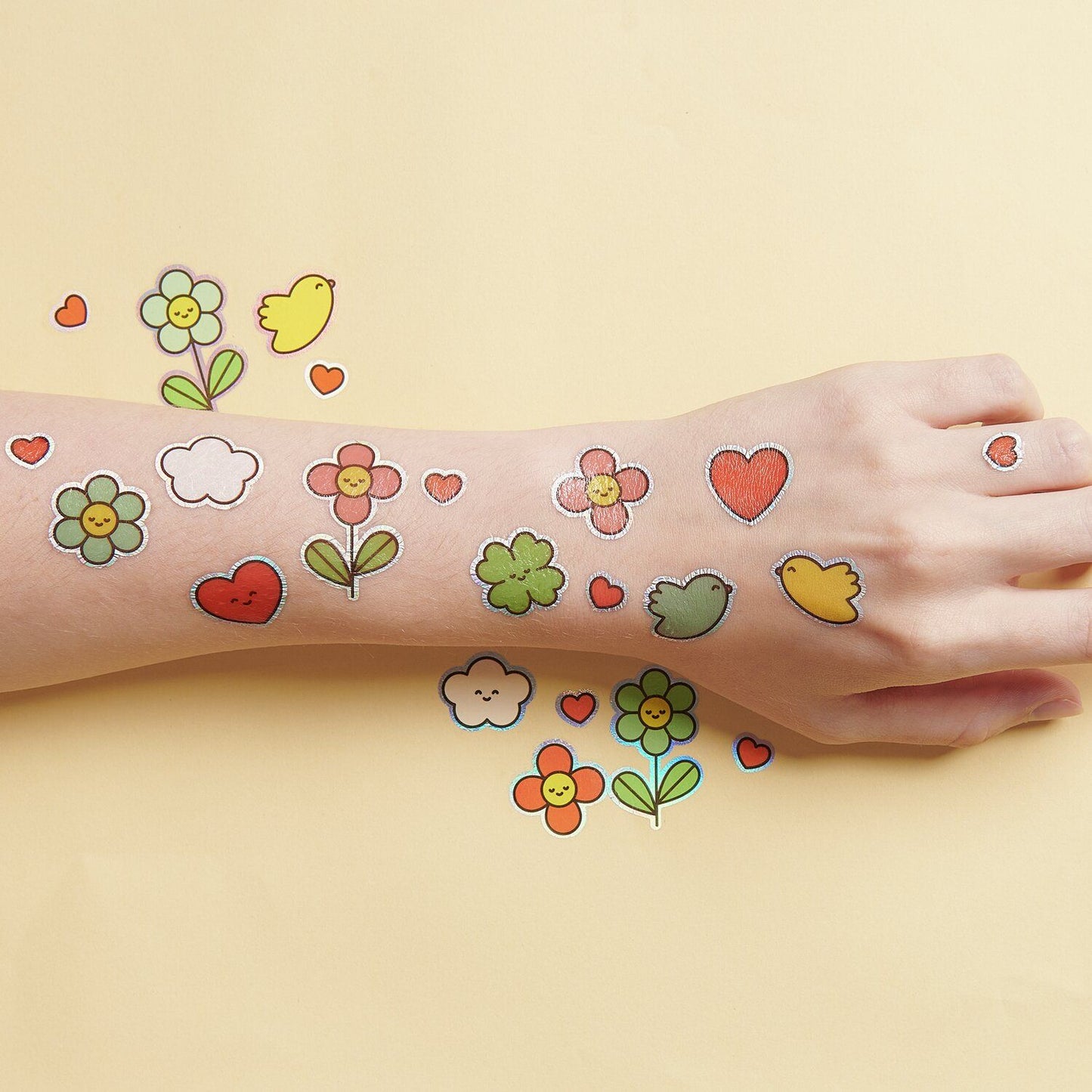 Tatouages - Chingu fleurs — Rico design , Lyon