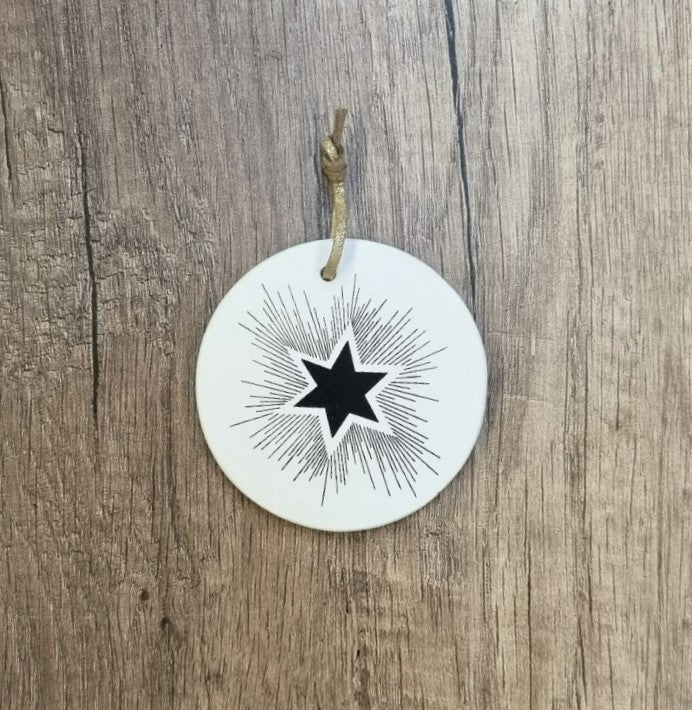 Médaillon Etoile noire — Poussière des rues , Lyon