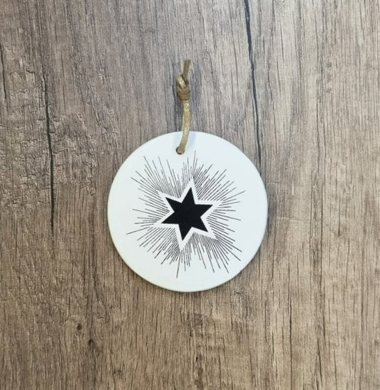 Médaillon Etoile noire — Poussière des rues , Lyon