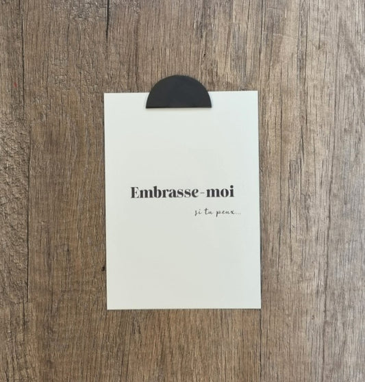 Bijou mural demi-cercle noir — Poussière des rues , Lyon