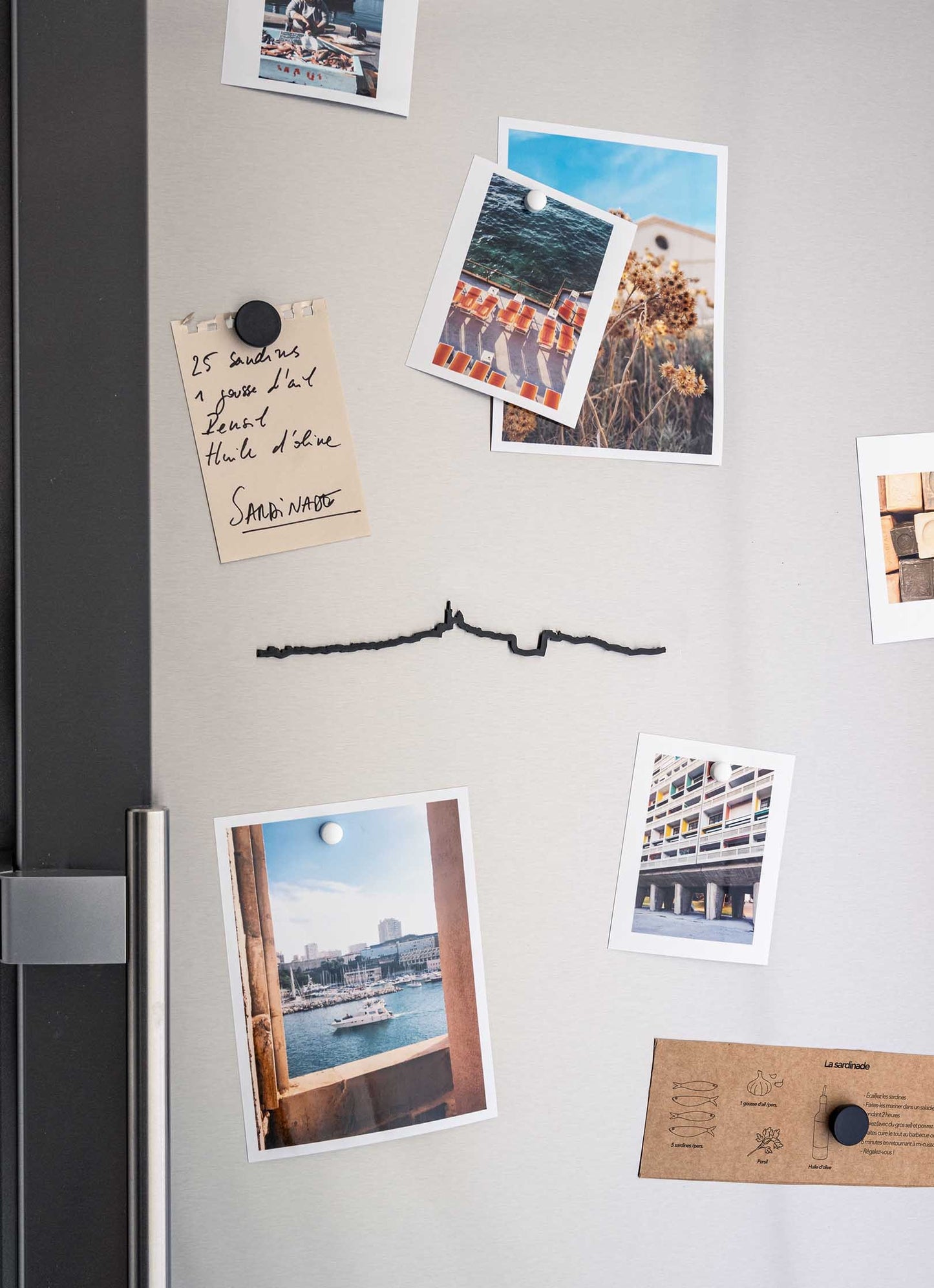 Silhouette de Marseille - Mini noir — The Line , Lyon