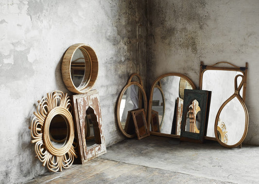 Miroir fleur en rotin — Madam Stoltz , Lyon