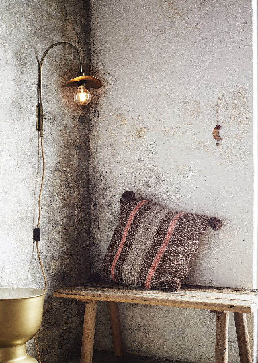 Coussin 50cm x 50cm choco et corail — Madam Stoltz , Lyon