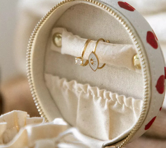 Boite à bijoux de voyage Red hearts — All the ways to say , Lyon