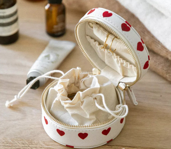 Boite à bijoux de voyage Red hearts — All the ways to say , Lyon