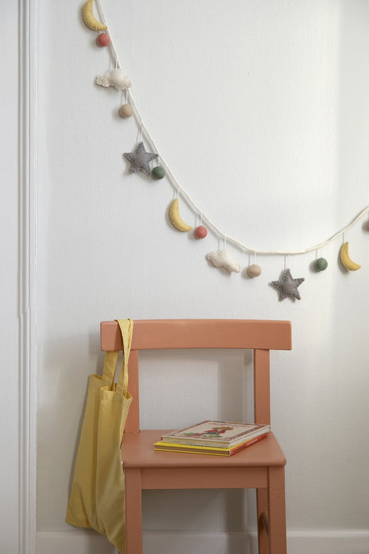 Guirlande en feutre de laine - Nuit — En Gry & Sif , Lyon