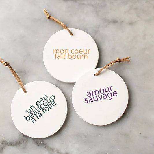 Médaillon Amour sauvage — Poussière des rues , Lyon