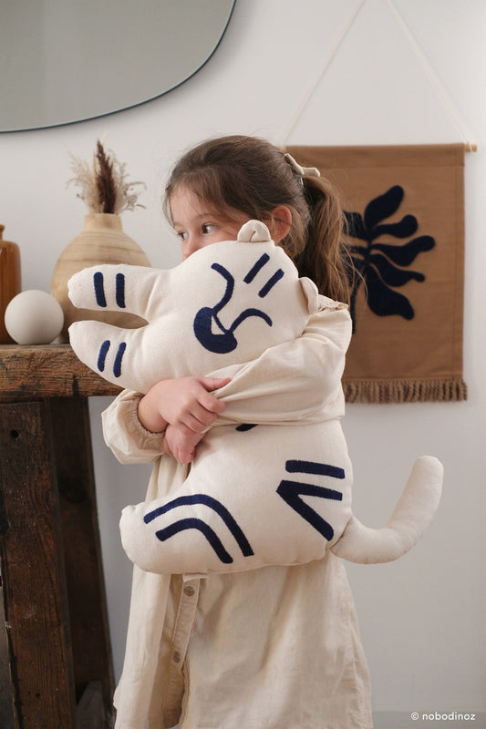 Coussin tigre brodé - Blue/natural — Nobodinoz , Lyon