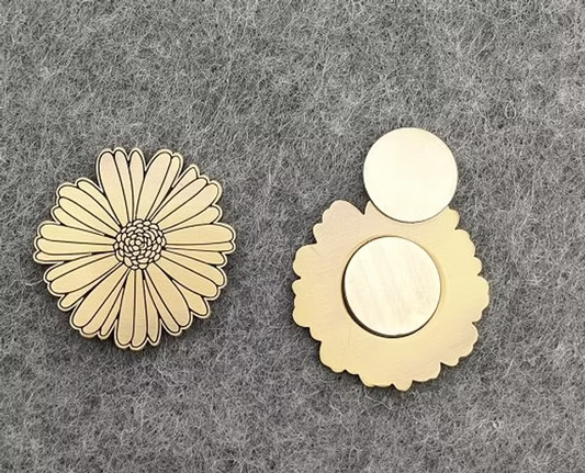 Bijou mural marguerite — Poussière des rues , Lyon