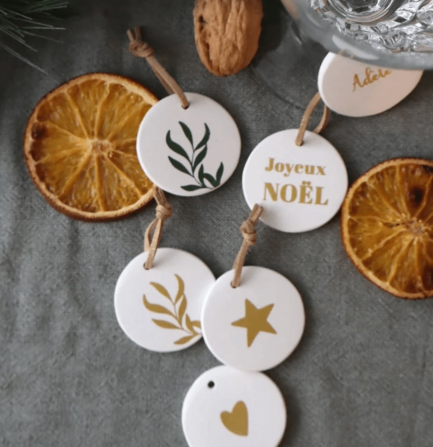 Mini médaillon Joyeux Noël - Doré — Poussière des rues , Lyon