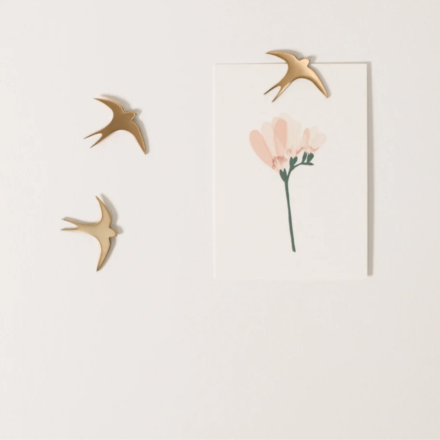 Bijou mural Hirondelle - Dépliée — Poussière des rues , Lyon