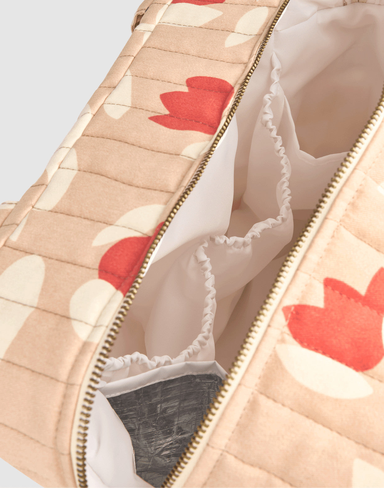 Sac à langer imperméable Hyde Park - Red tulips — Nobodinoz , Lyon