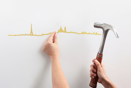 Silhouette de Paris - doré — The Line , Lyon