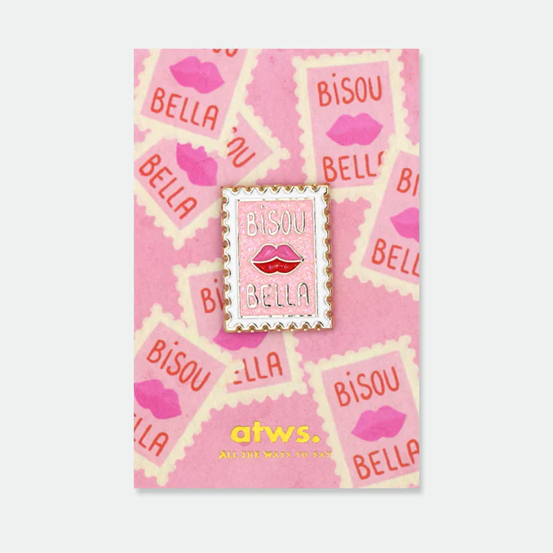 Pins Bisou bella