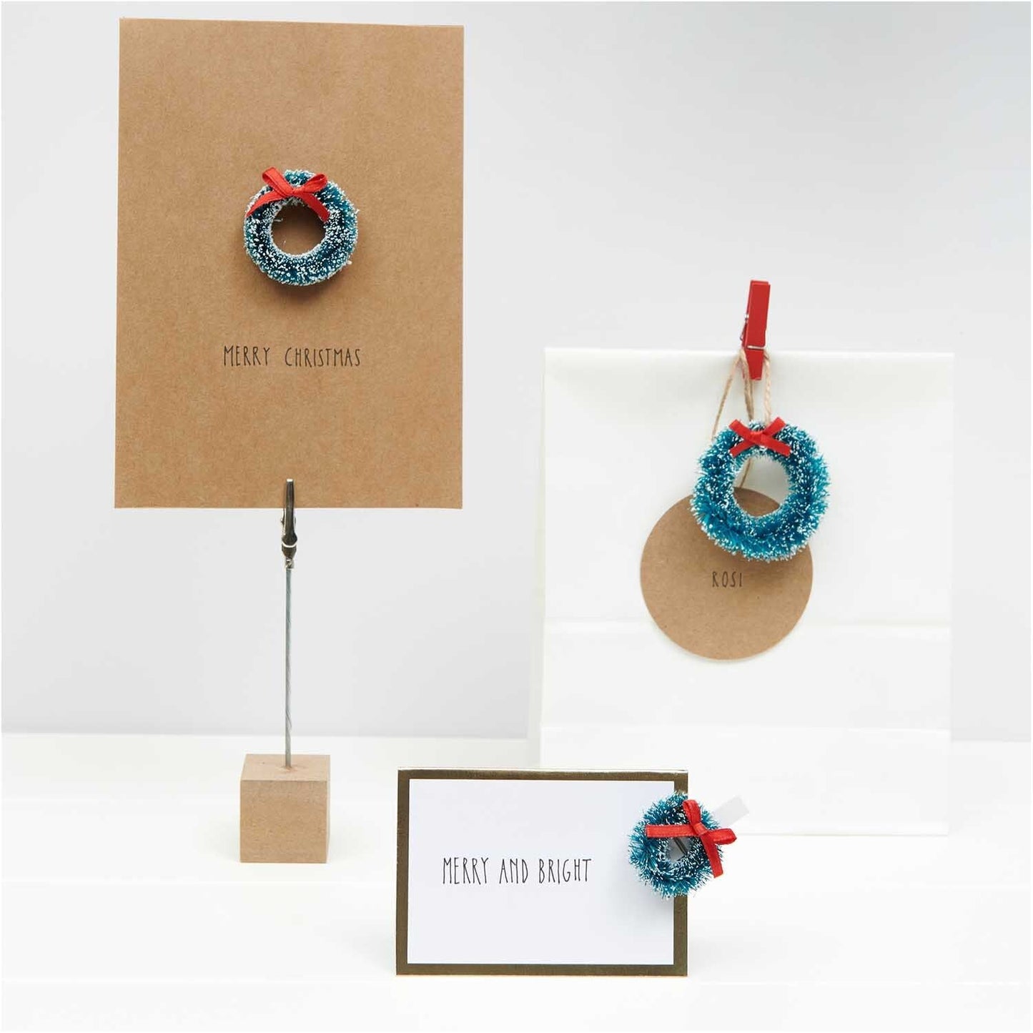 Lot de 3 couronnes de noël à suspendre