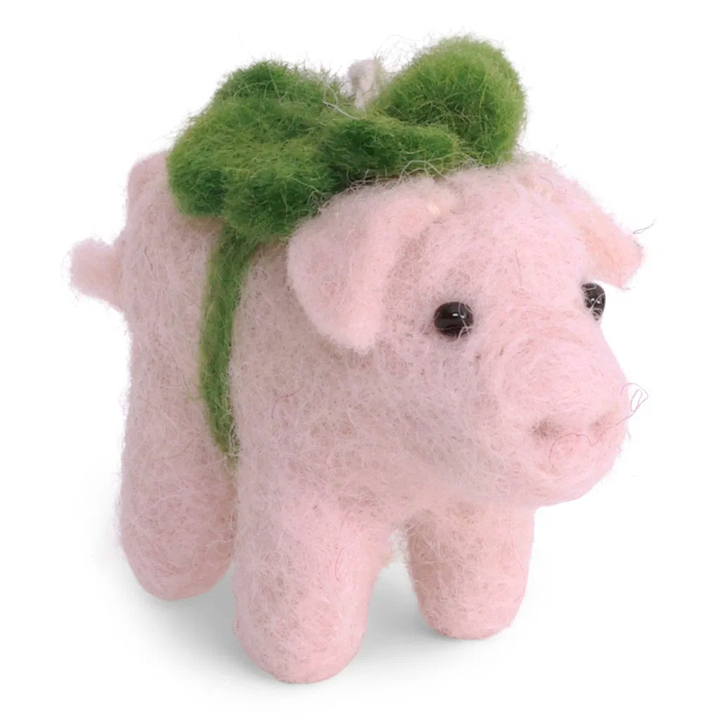 Cochon avec trèfle