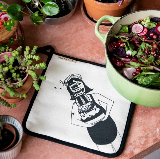 Manique Virginie and the big cake — Helen b , Lyon