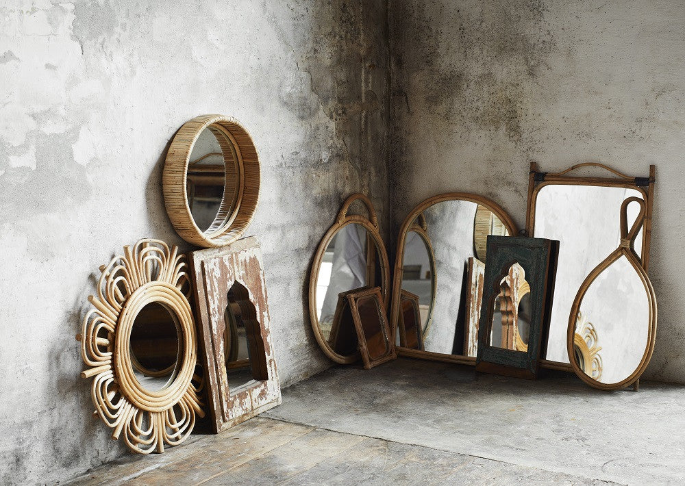Miroir fleur en rotin