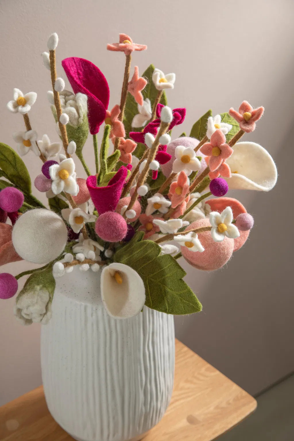Fleur d'arum - Cerise — En Gry & Sif , Lyon