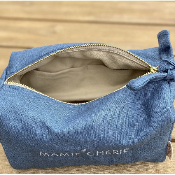 Trousse en lin brodée Mamie chérie""