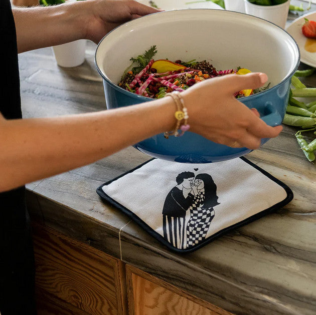 Manique Secret kissers — Helen b , Lyon