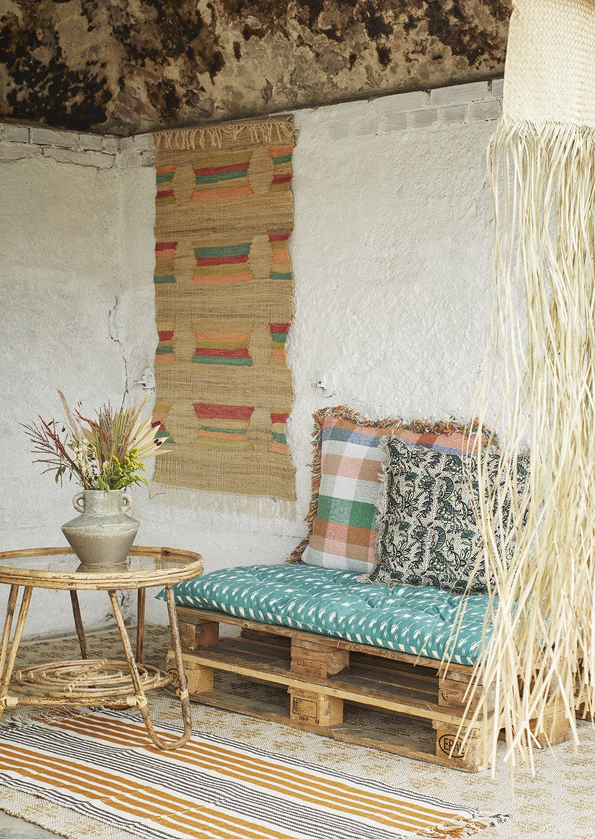 Matelas fleurs vertes, pointillés noirs - 60x100cm — Madam Stoltz , Lyon