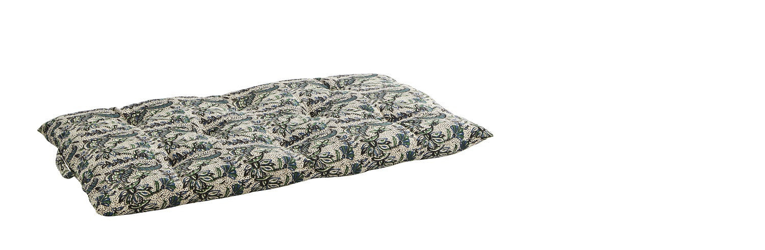 Matelas fleurs vertes, pointillés noirs - 60x100cm — Madam Stoltz , Lyon