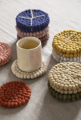 Set de 2 dessous de verre beige — En Gry & Sif , Lyon