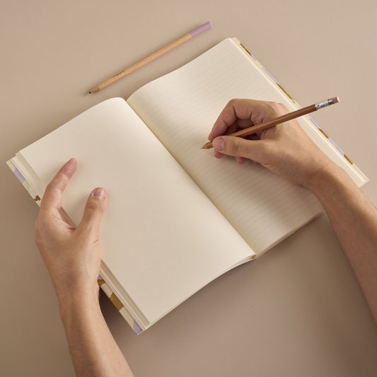 Carnet mensuel Echappée — Season Paper , Lyon