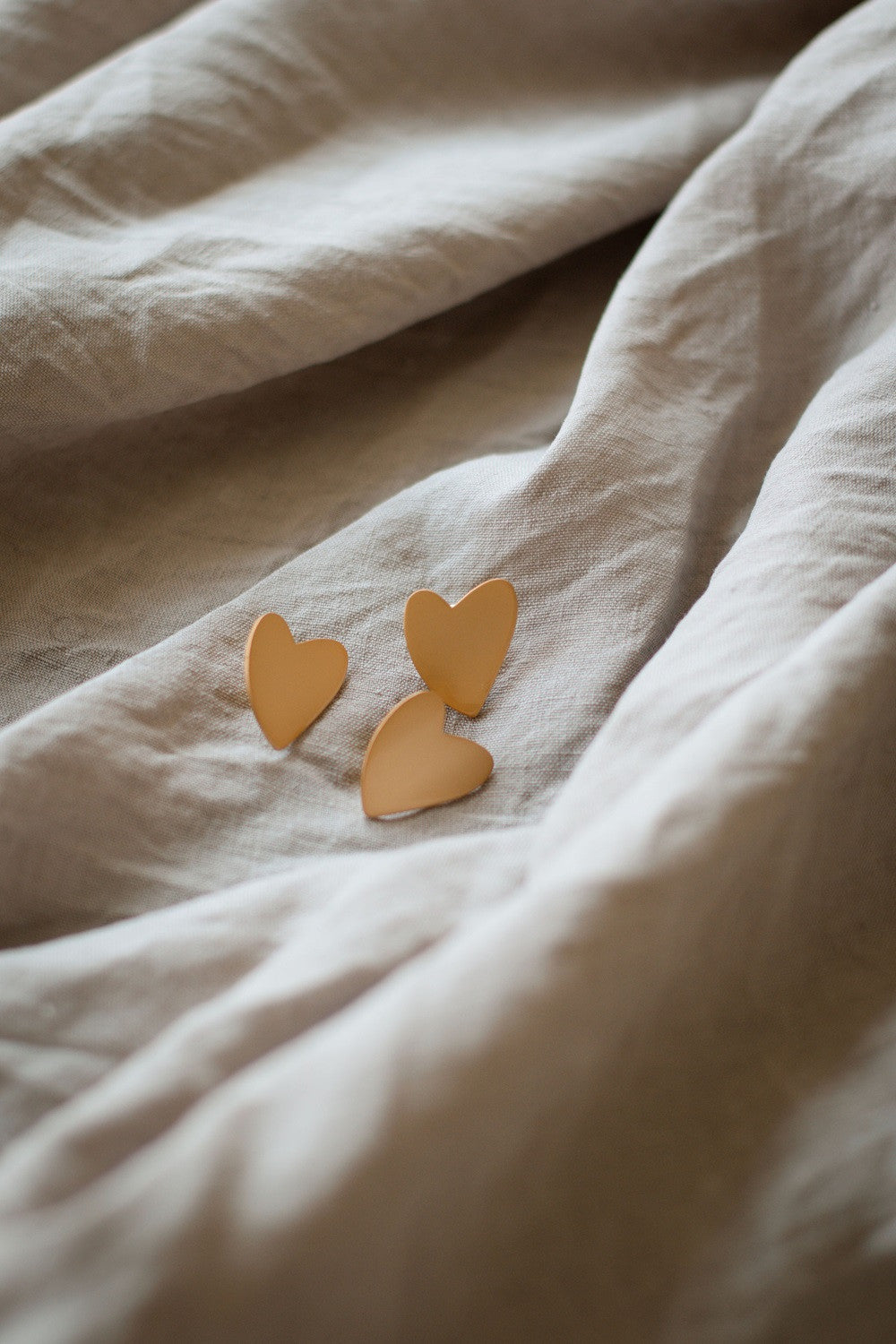 Pin's coeur doré