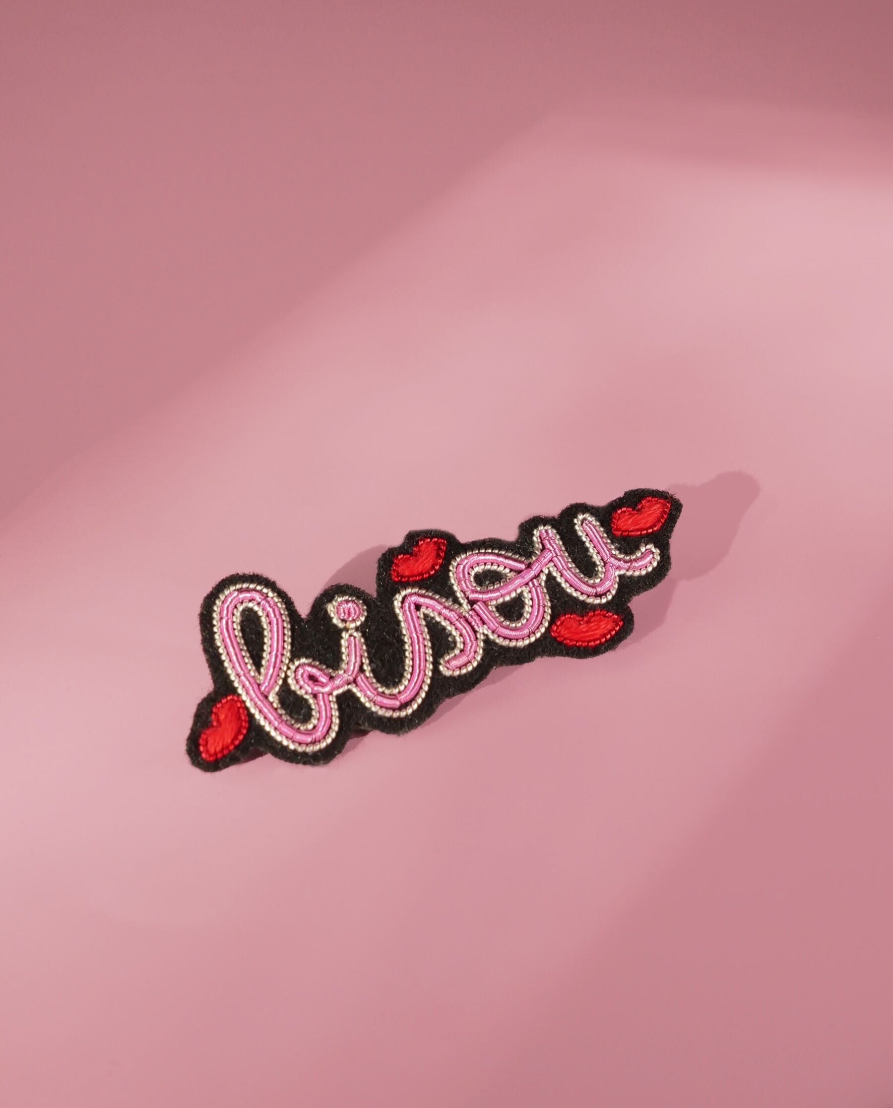 Broche Bisou