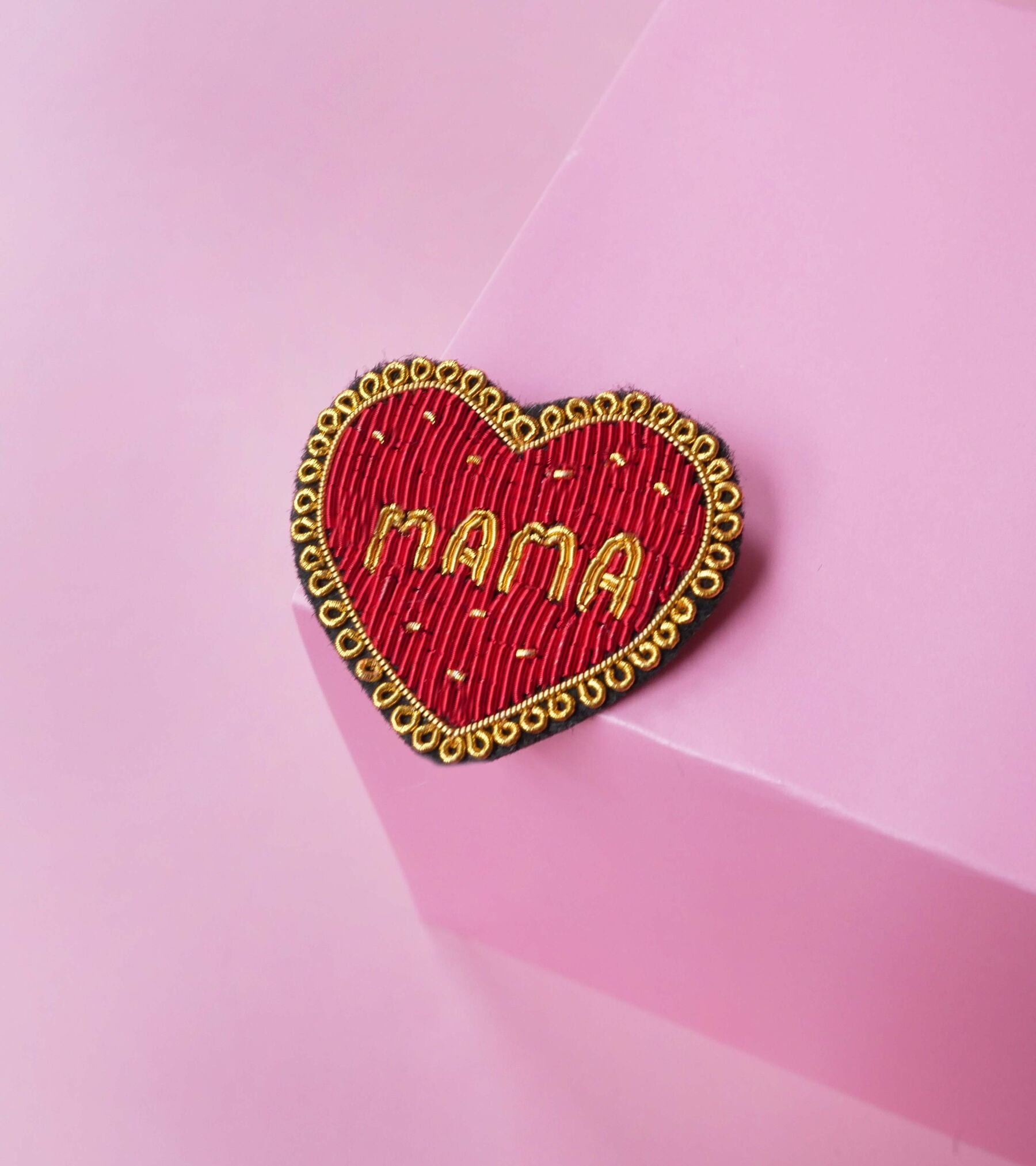 Broche Mama