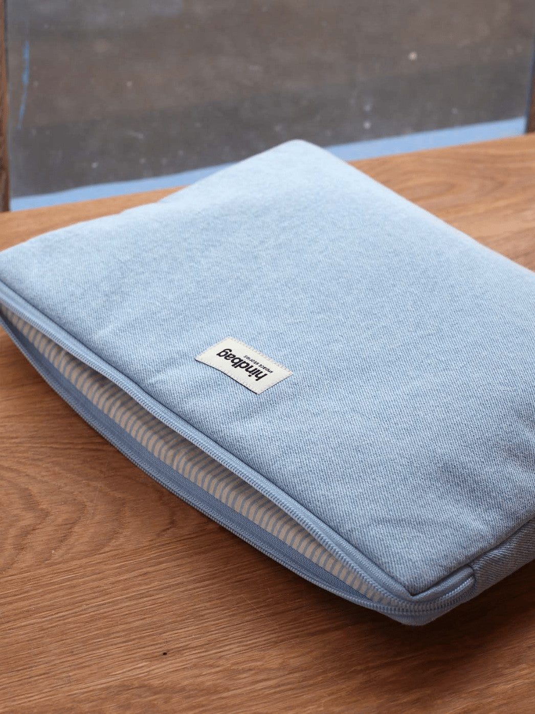 Housse d'ordinateur Ava M - Denim bleu
