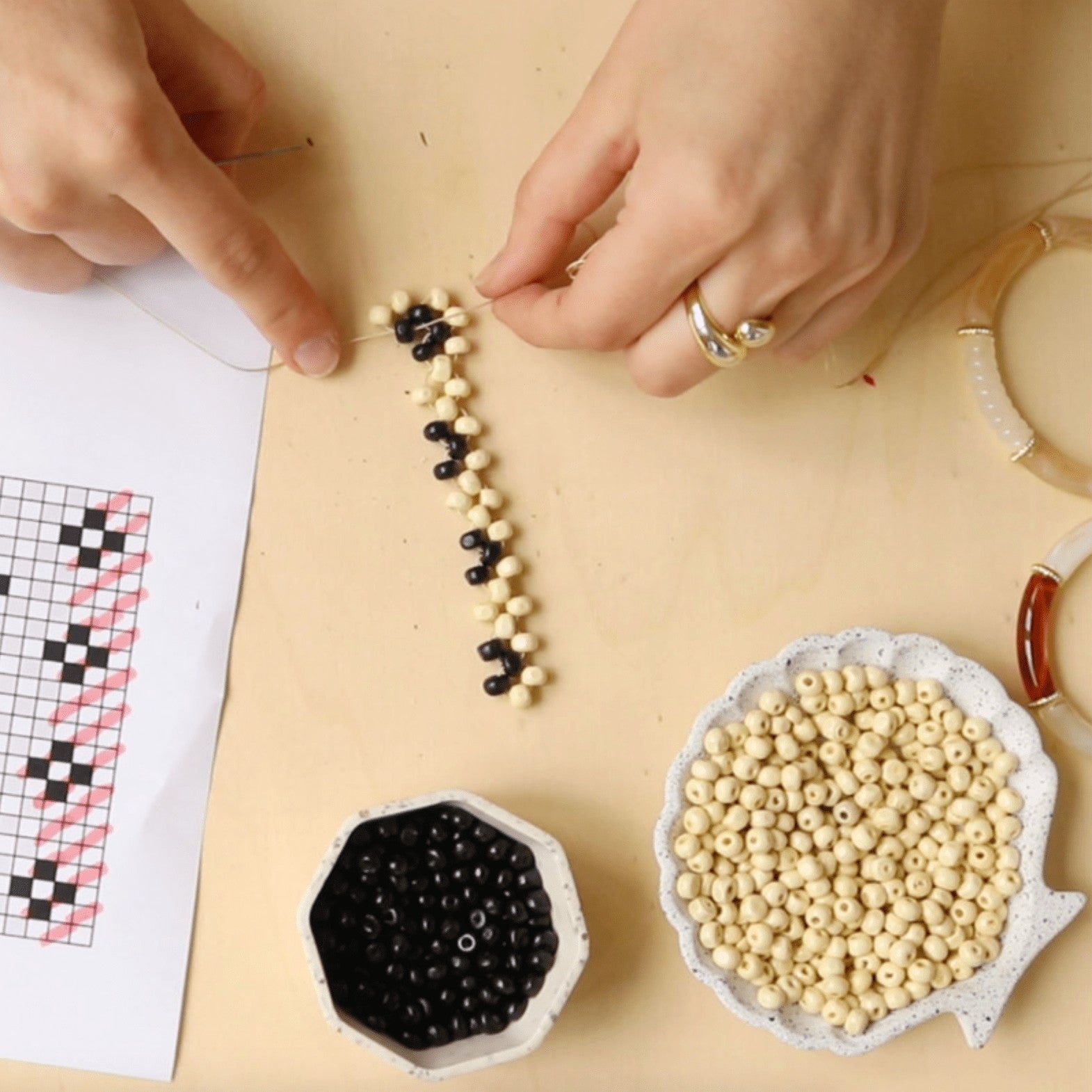Kit DIY - Ma pochette de téléphone en perles