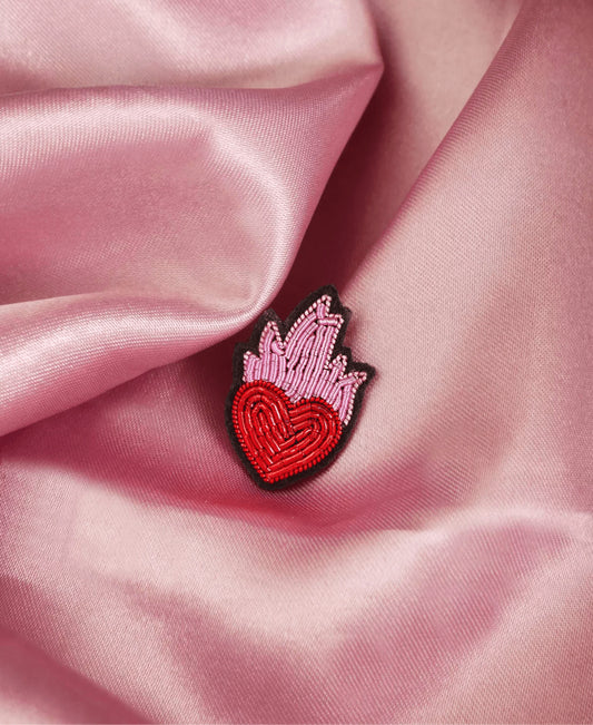 Broche Mini coeur enflammé