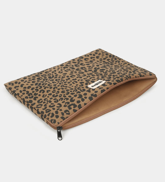 Housse d'ordinateur Ava S - Léopard cannelle — Hindbag , Lyon