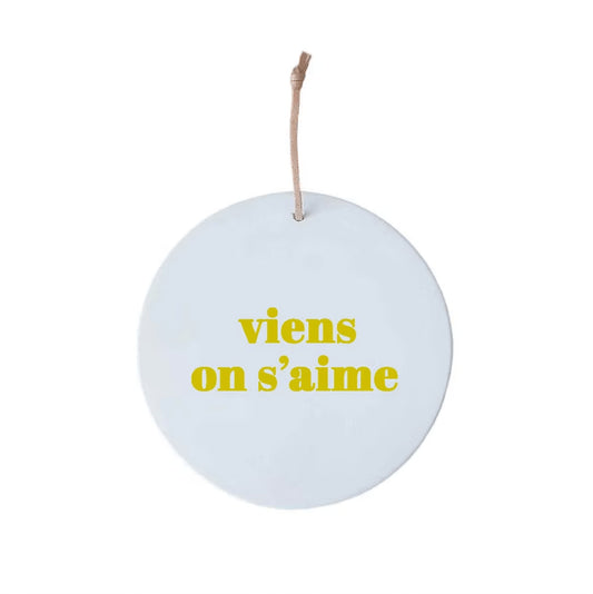Médaillon Viens on s'aime police large - doré