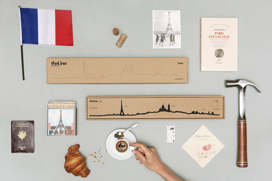 Silhouette de Paris - noir — The Line , Lyon