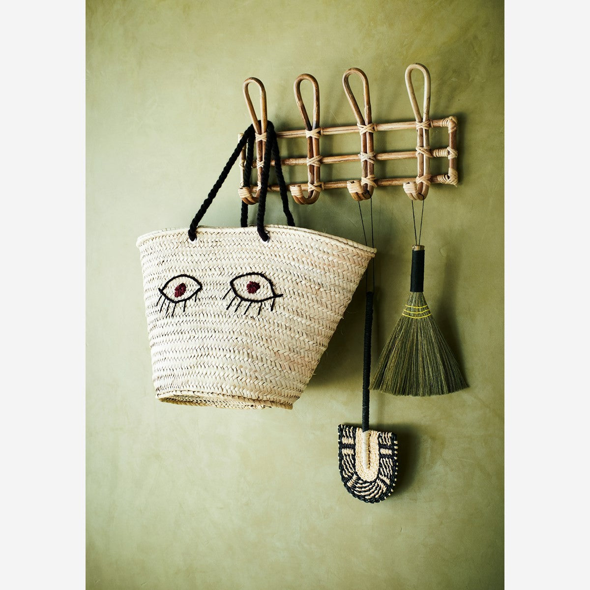 Panier en paille yeux