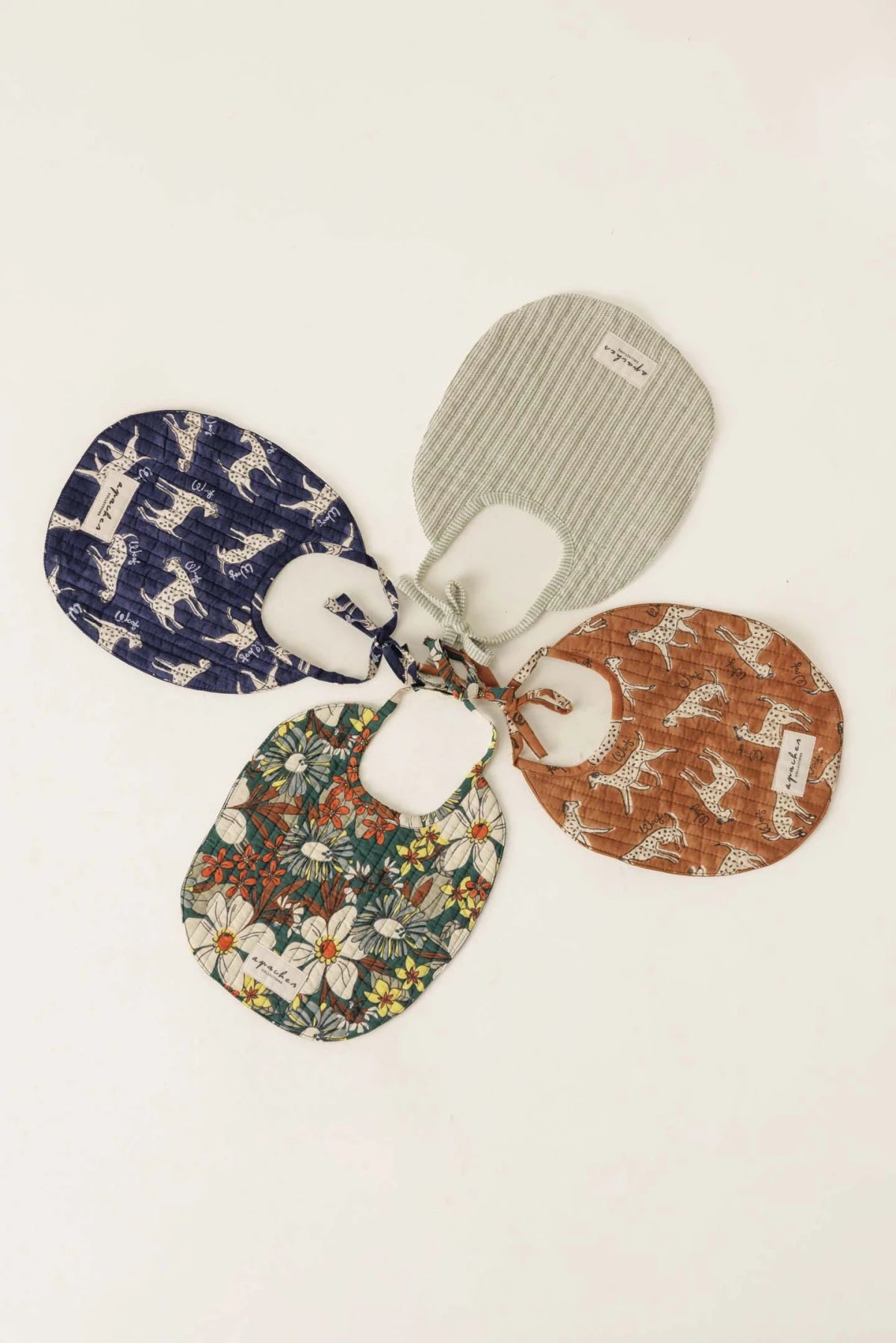 Bavoir Shampa - Small line