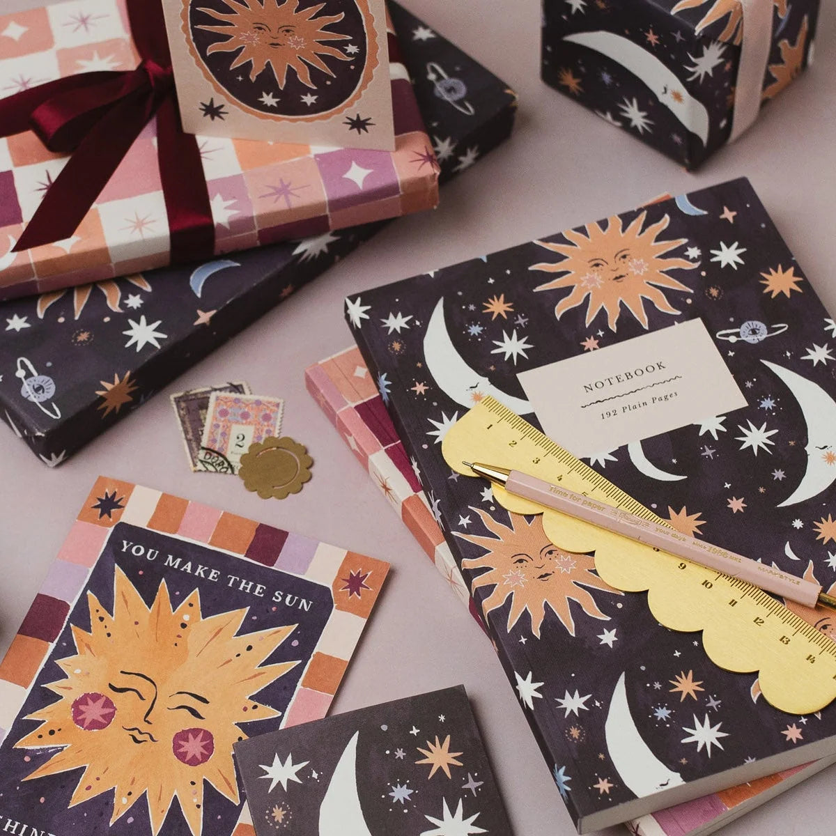Carnet - Sun and moon