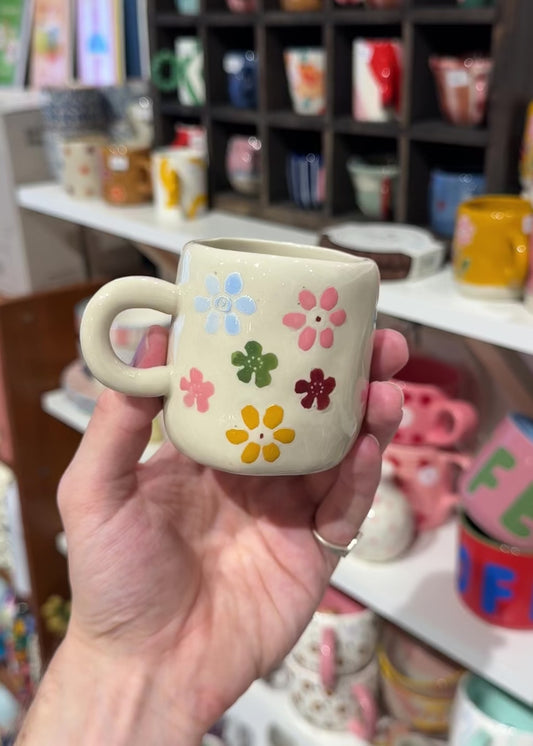 Tasse Millie - Fleurs multico fond blanc