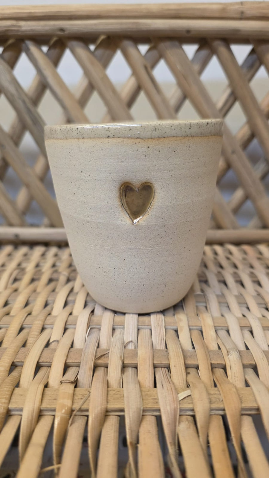 Tasse émail intérieur et dorure - coeur