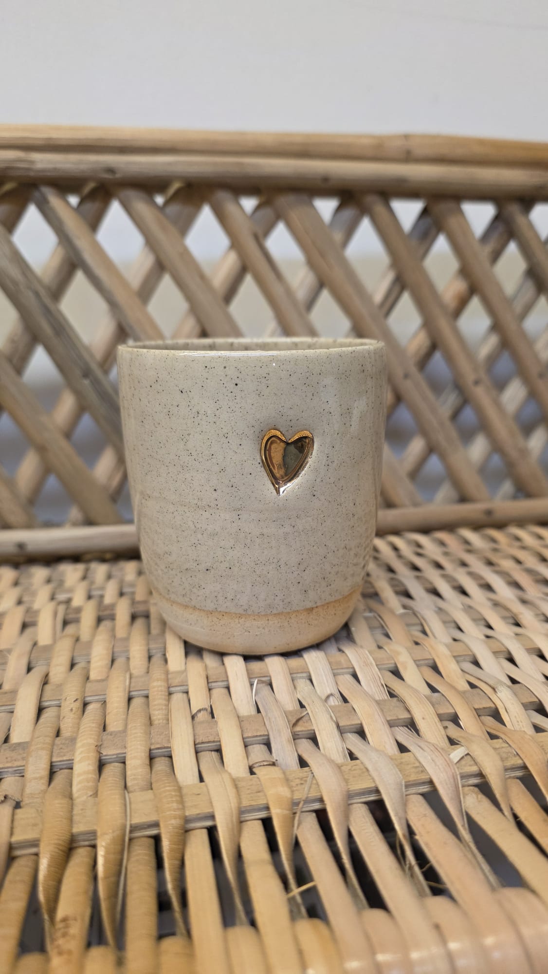 Tasse émaillée intégralement et dorure - coeur