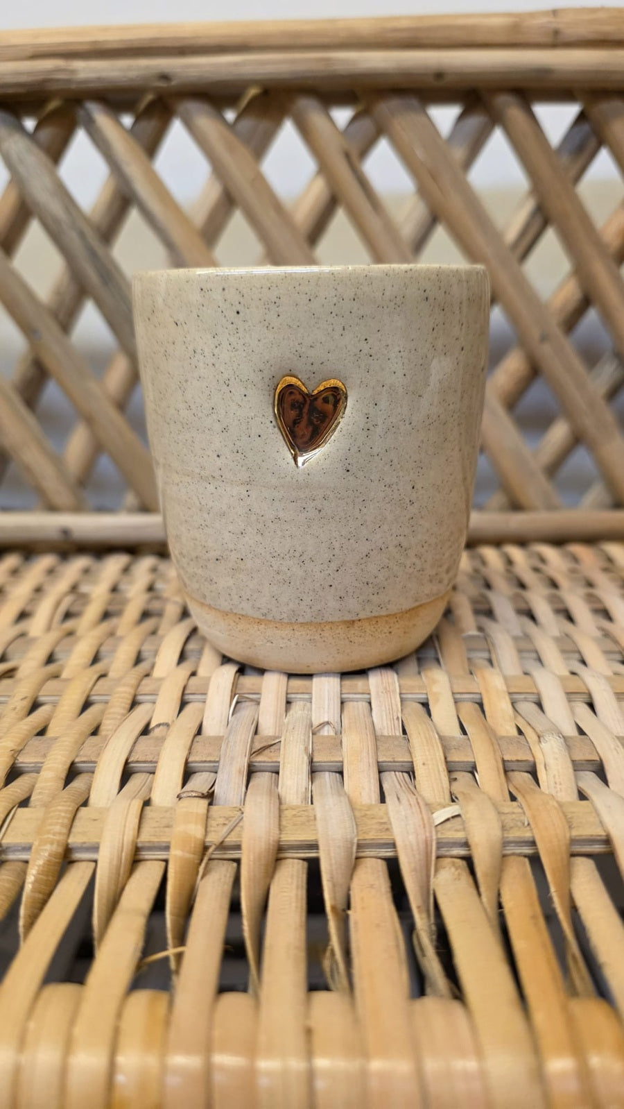 Tasse émaillée intégralement et dorure - coeur