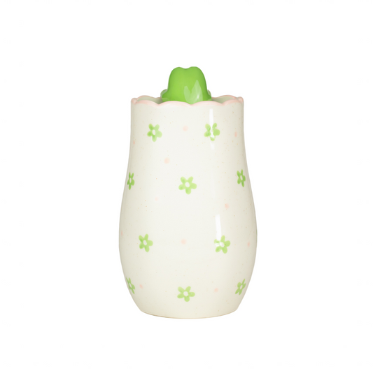 Vase peeking - Frog